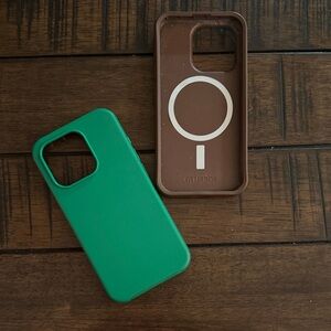 Otterbox iPhone 15 pro cases - symmetry collection set of 2